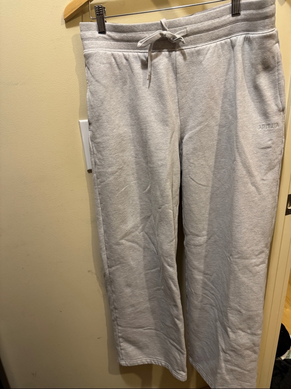 Aritzia Light Gray Drawstring Sweatpants